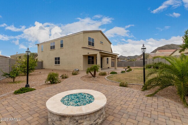 Foto del edificio - 21370 W Hubbell St