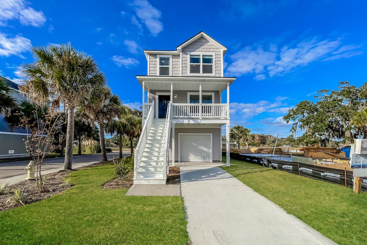 Primary Photo - 22 Island Breeze Ln, Beaufort, SC
