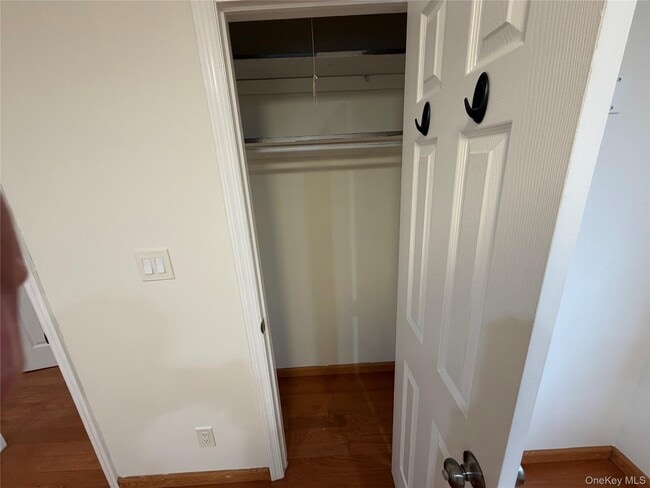 Foto del edificio - 83-11 169th St