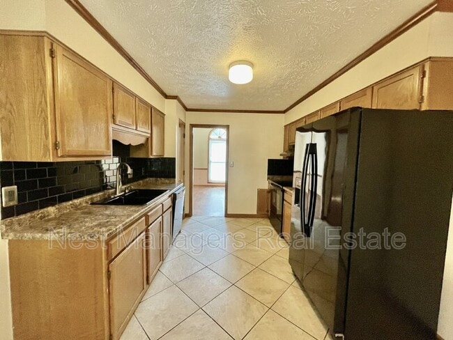 Building Photo - 7212 Avila Dr