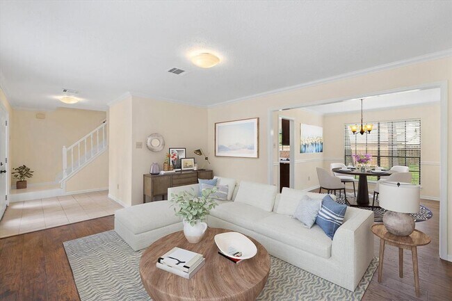 Foto del edificio - 3807 Forest Village Dr