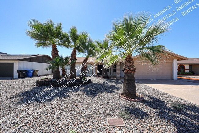 Building Photo - 2931 W Villa Maria Dr