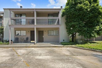Building Photo - 110 W Bayou Pkwy