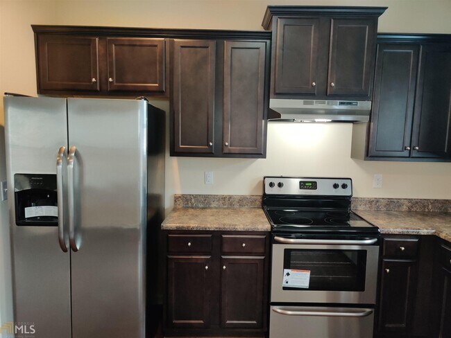 Building Photo - 2 Longleaf Cir