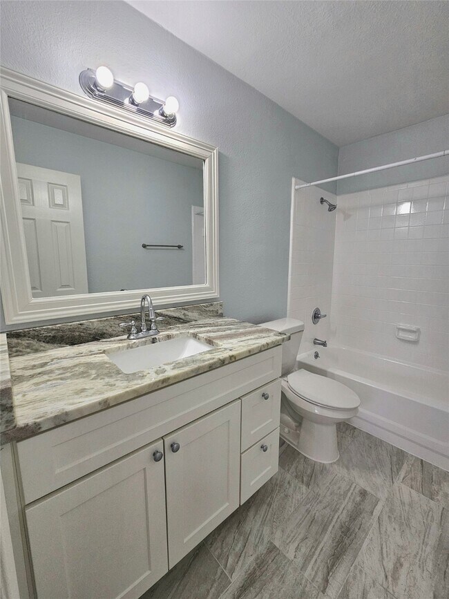 Foto del edificio - 9700 Leawood Blvd