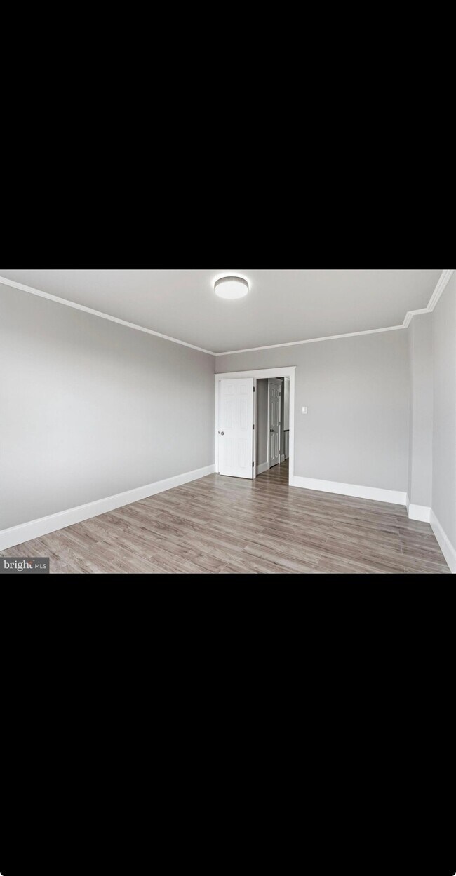 Foto del edificio - 6617 Rutland St