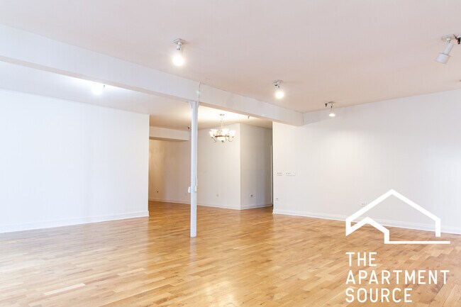 Foto del edificio - 3205 N Clark St