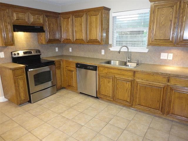 Building Photo - 316 Hacienda Dr