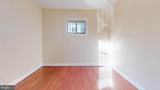 Foto del edificio - 315 Evarts St NE