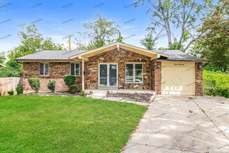 Building Photo - 1438 Friar Tuck Ln