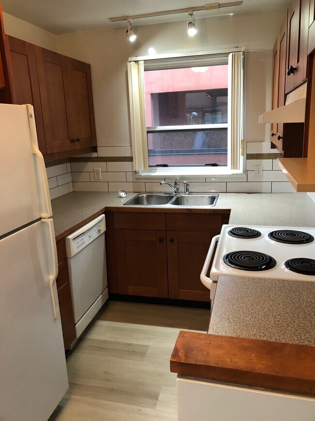 Photo du bâtiment - Dunbar - 2BR 1BA Unit