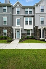 Building Photo - 4227 Meander Wy