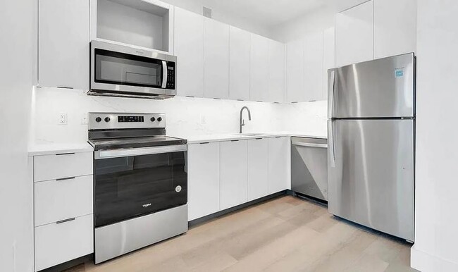 Building Photo - 2 bedroom in New York NY 10035