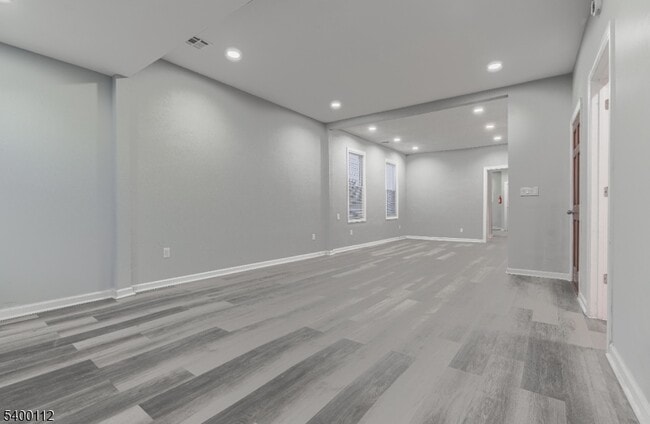 Building Photo - 89 Sheridan St