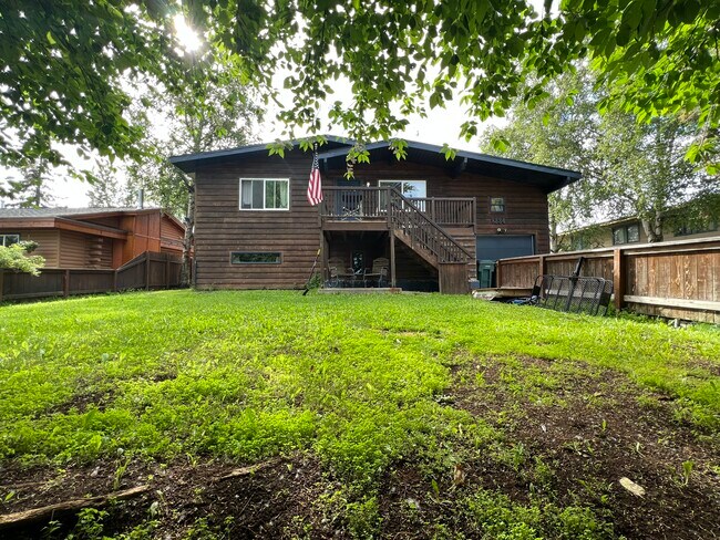 Building Photo - 8234 Loganberry St