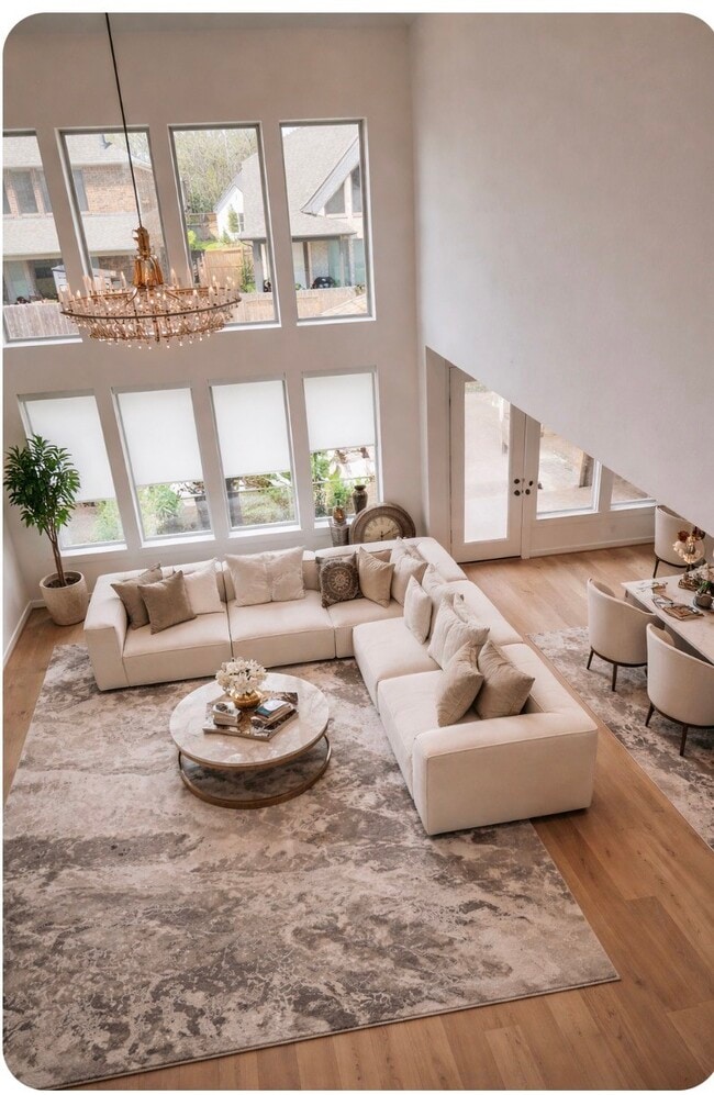 Building Photo - 10715 Verdant Hl