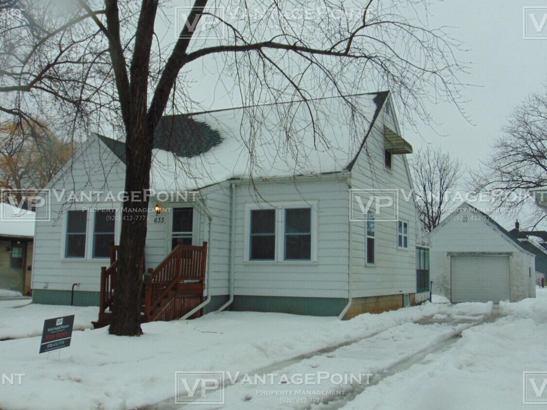 633 State St, Menasha, WI 54952 House Rental in Menasha, WI
