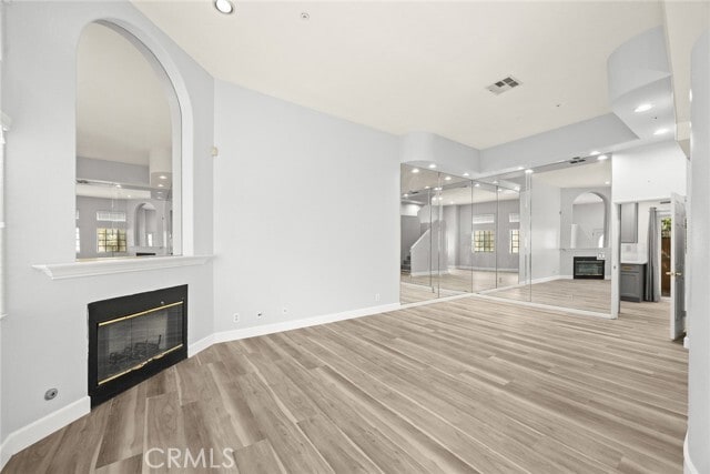 Building Photo - 319 California St