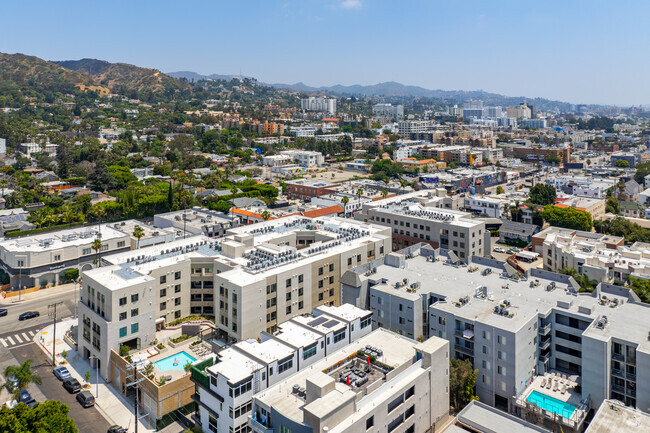 Aerial Context - Rae on Sunset