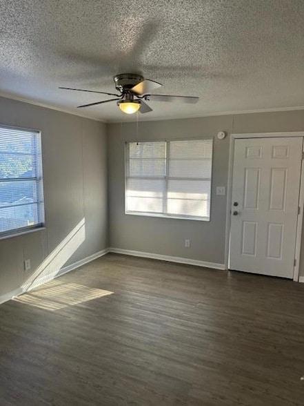 Foto del edificio - 363 Highland Ave NW