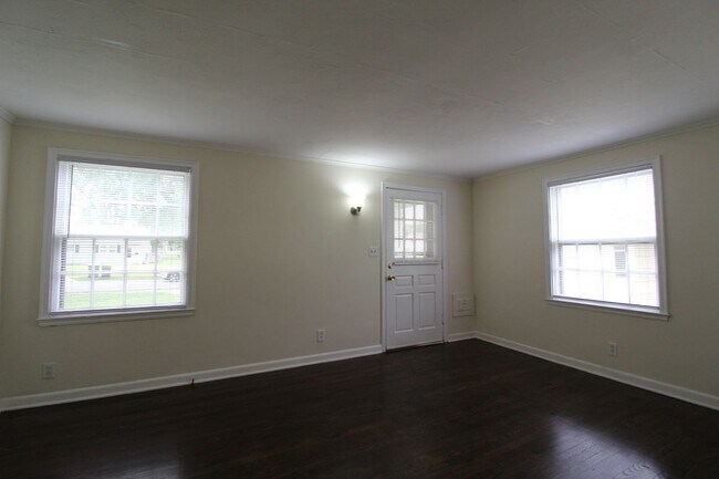 Foto del edificio - One Bedroom Duplex in North Kansas City