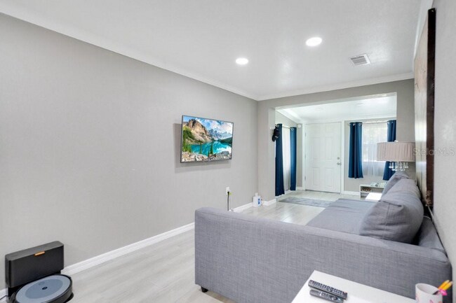 Foto del edificio - 2907 E Washington St