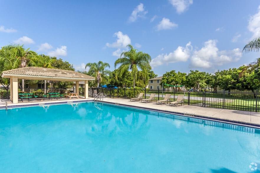 Hidden Grove Apartments Rentals Homestead, FL