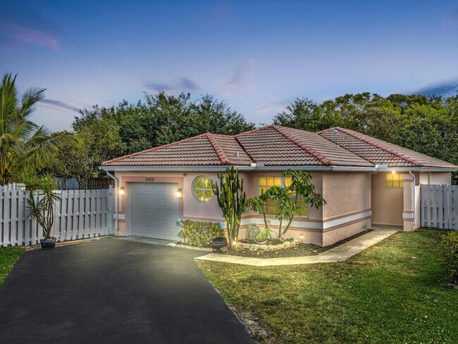 Foto del edificio - 13400 NW 5th Ct