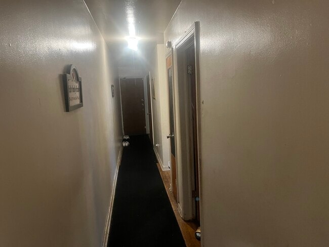 Building Photo - 324 Callan Ave