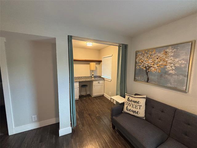 Foto del edificio - 5928 Fletcher Ave