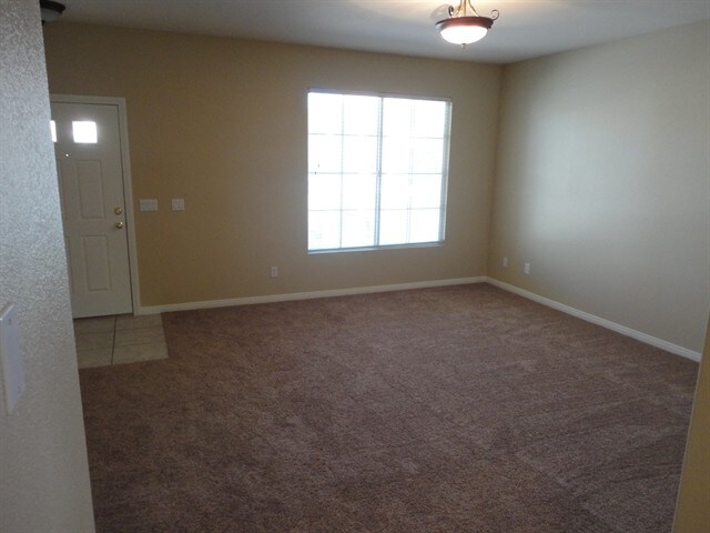 Building Photo - 8205 Mountain Heather Court