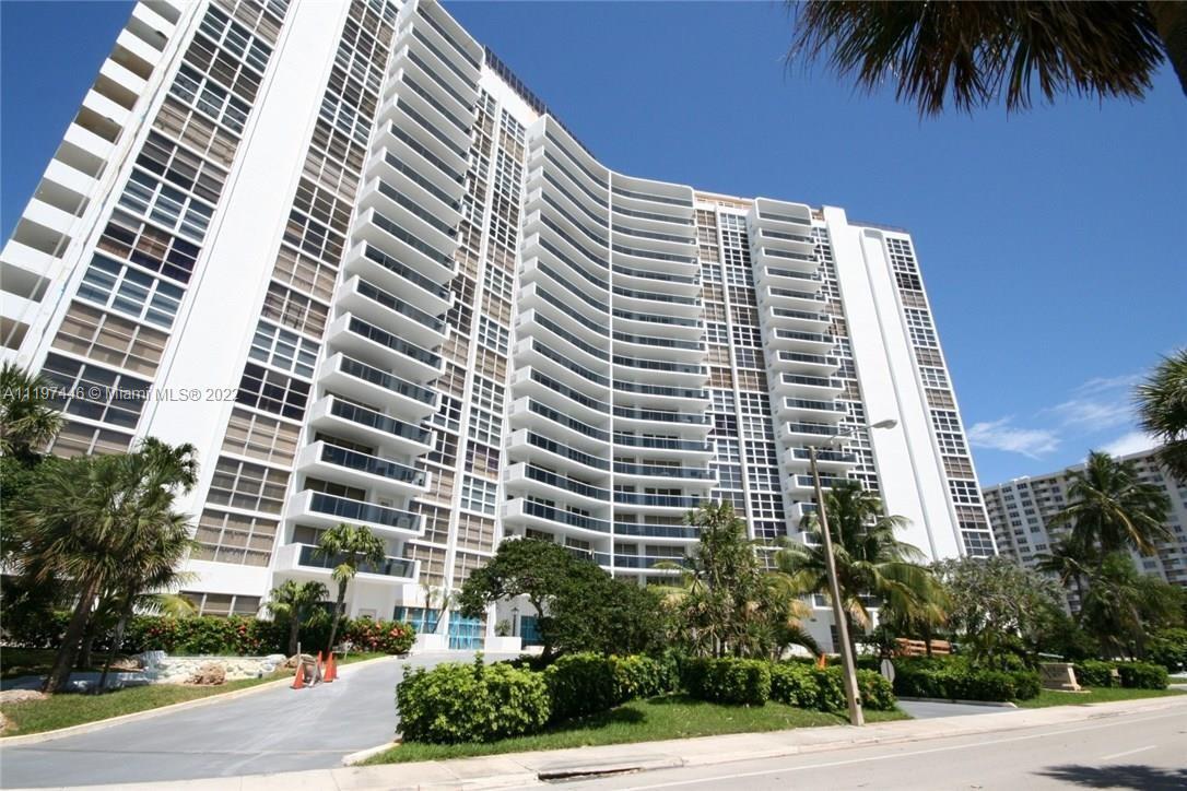 Primary Photo - 2841 N Ocean Blvd