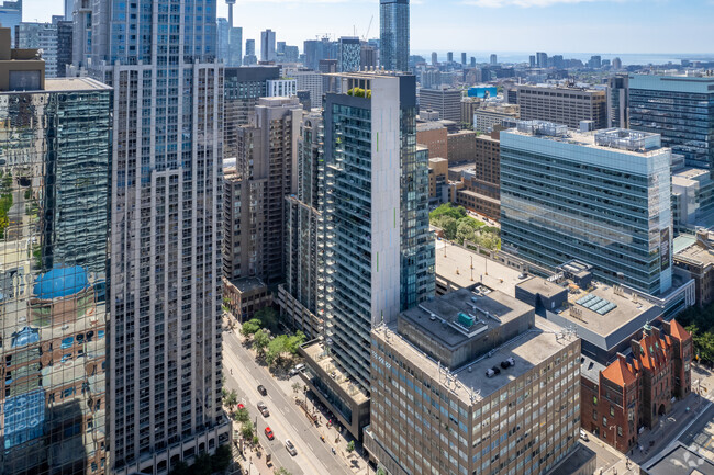 Photo aérienne - Lumiere Condominiums