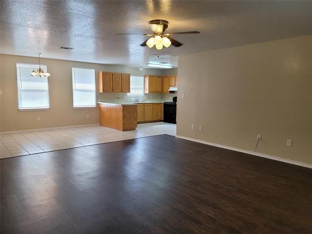 Foto del edificio - 4411 Bobbie Ann Dr