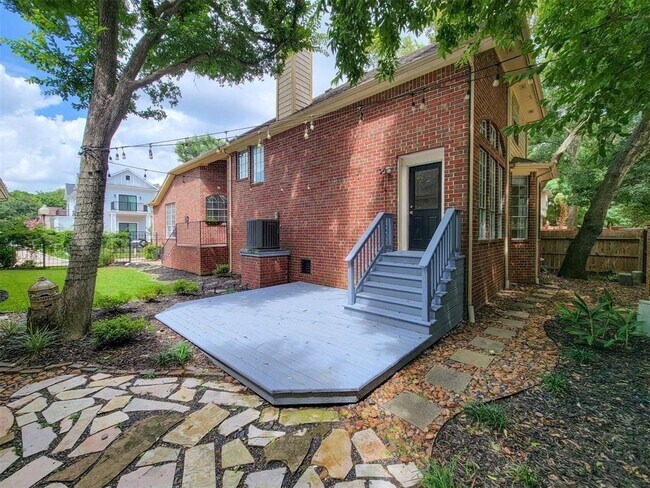 Building Photo - 12958 Kingsbridge Ln