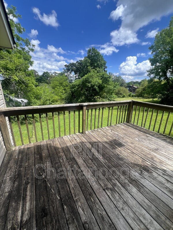 Foto del edificio - 918 S Crest Rd