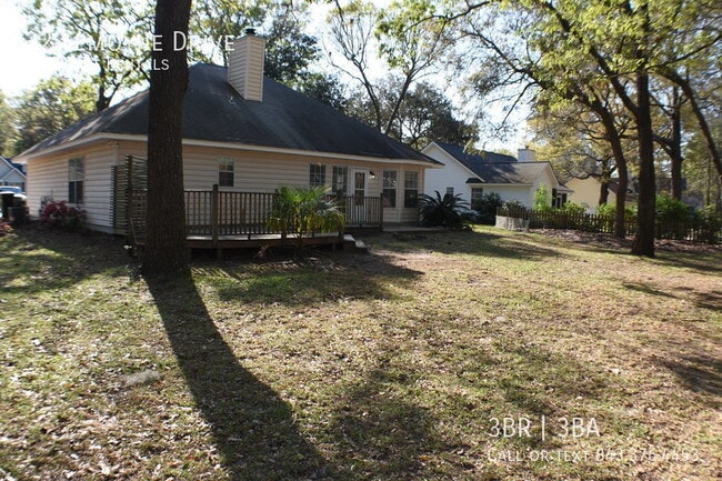 Building Photo - 32 Lemoyne Drive