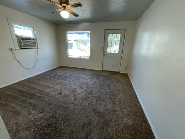 Building Photo - 3005 W Hester St