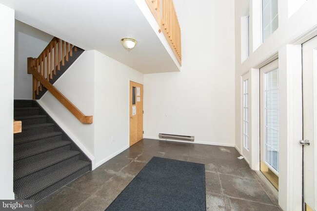 Building Photo - 115 Cascade Ct