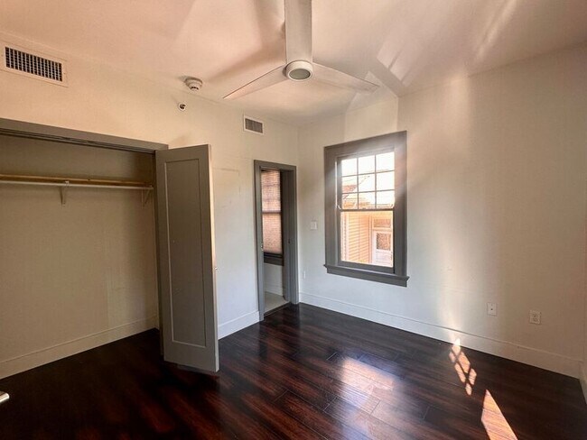 Foto del edificio - 131 South Dr. Norman C. Francis Parkway