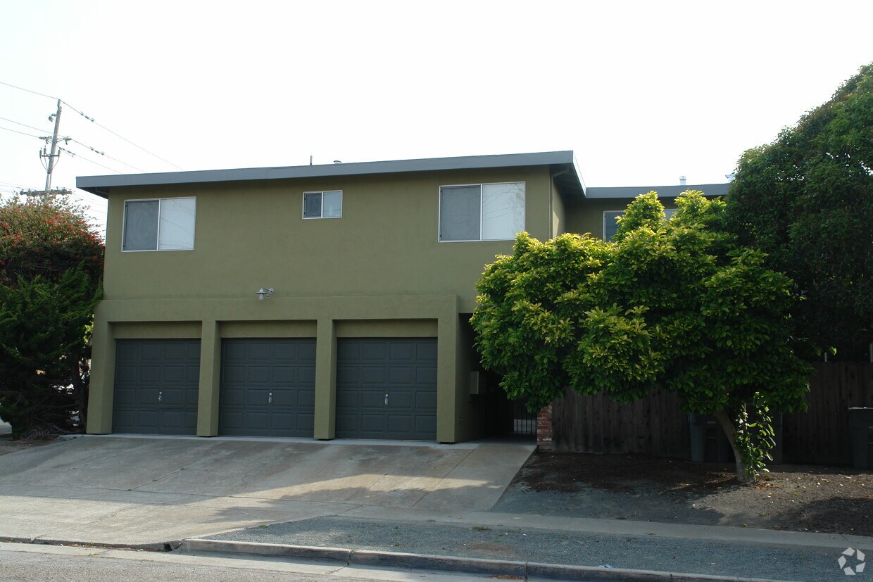 Foto del edificio - 6400 Moeser Ln