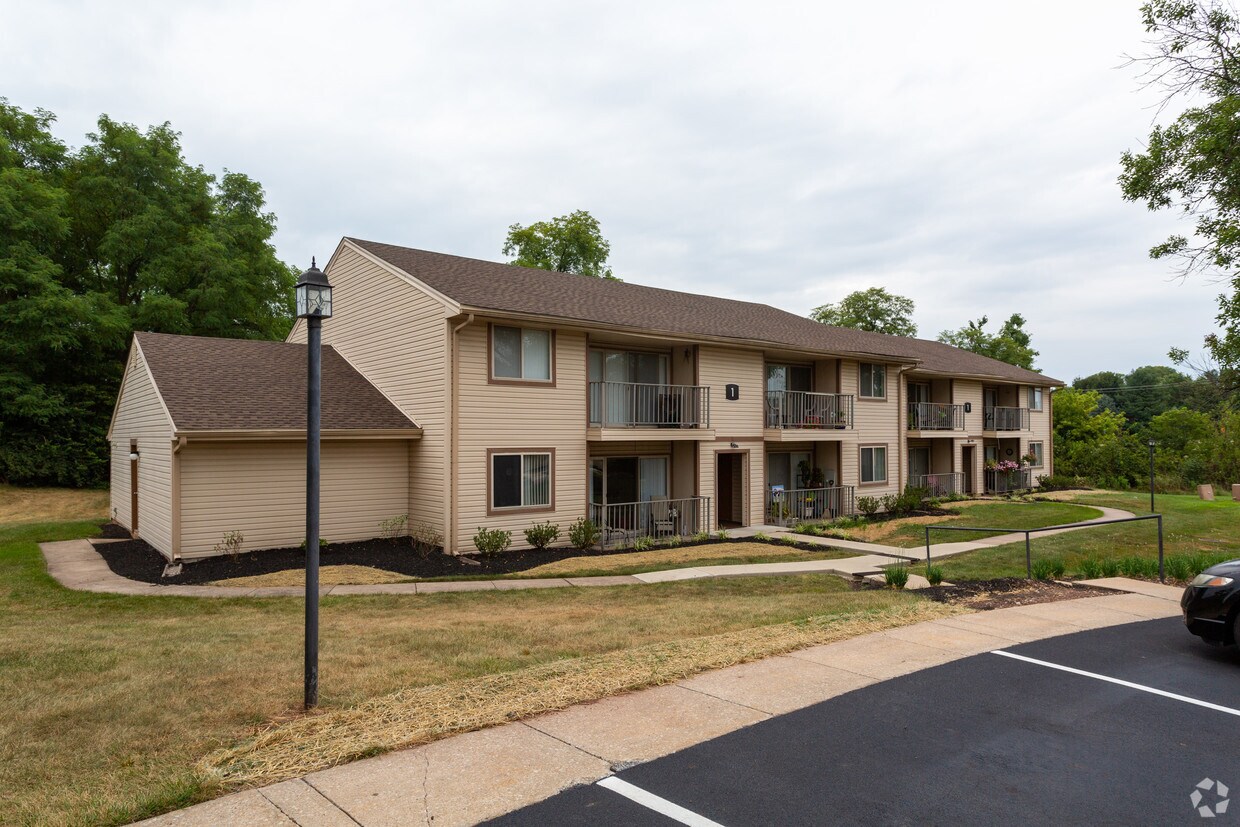 Rolling Hills Apartments Apartments 1701 Taxville Rd York, PA