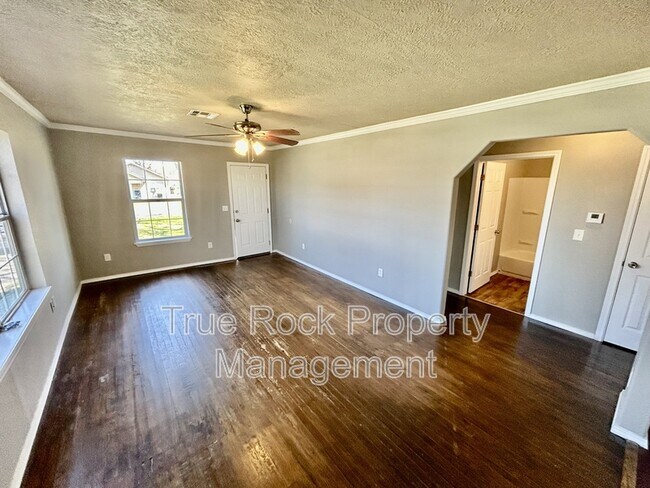 Foto del edificio - 1127 E Beverly St