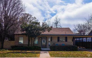 Building Photo - 3115 26th St