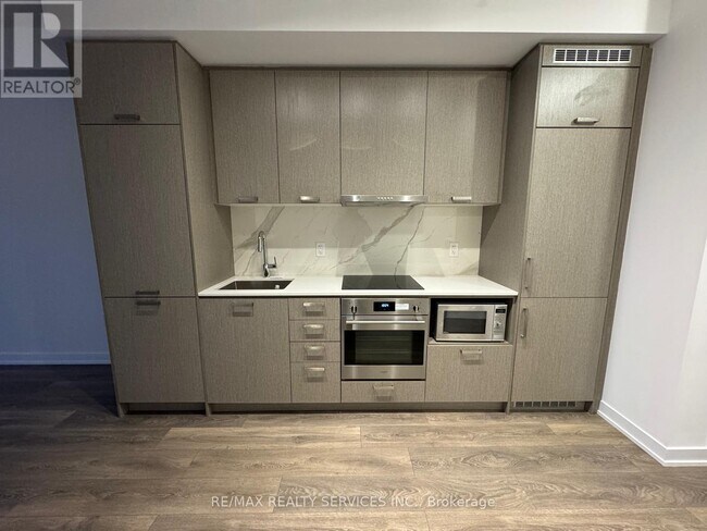 Photo du bâtiment - 38 Honeycrisp Cres