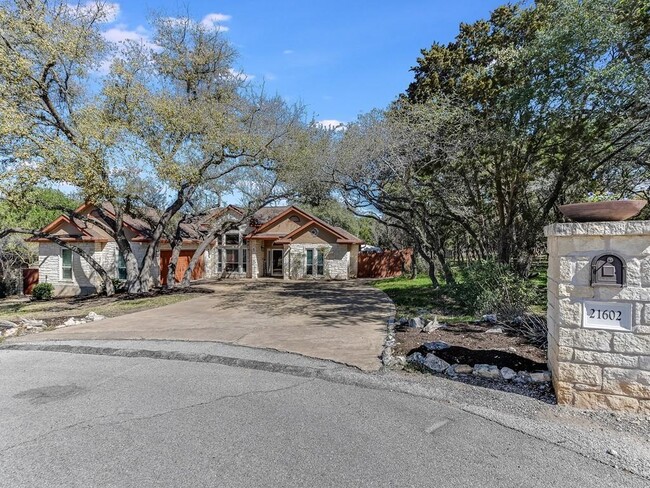 Building Photo - 21602 Lakefront Cove