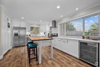 Building Photo - 1003 La Ventana Ct