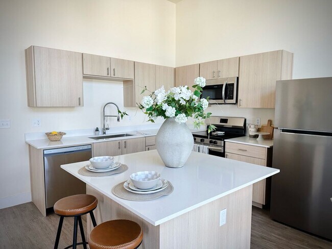 Foto del edificio - Brand New Spacious Towhouse Style 2 Bedroo...