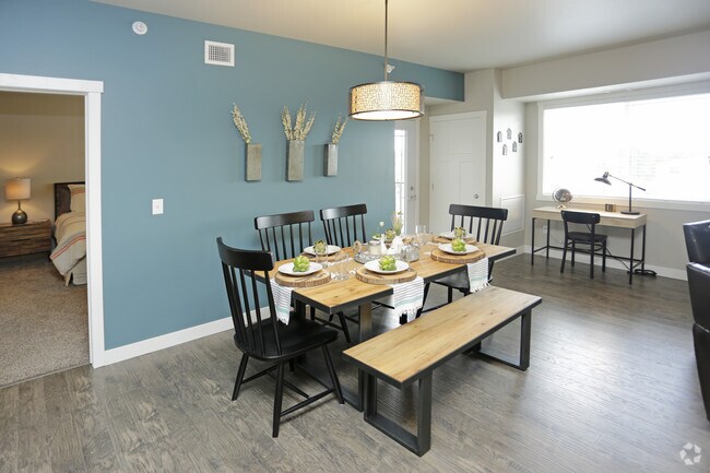 Área de comedor de Flint - Stone West Village Phase 1 & 2