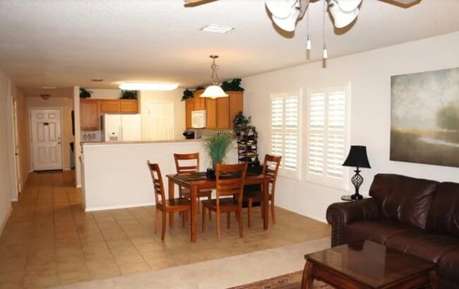 Building Photo - 26703 Redstone Hl